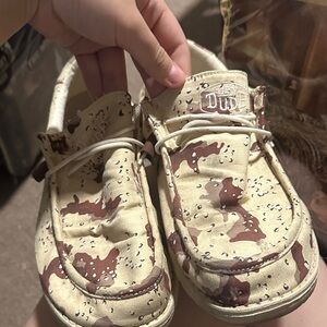 Hey Dude Kids' Tan Camouflage Moccasins